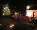 Bild: Christine Schwarz/exb
Stimmungsvoll und unter freiem Himmel: Die Weihnachtsandacht in Paulsdorf.