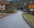 Bild: jr
Der Ausbau der Gemeindeverbindungsstraße nach Poxdorf mit Erneuerung der Ortsdurchfahrt kostete die Marktgemeinde Bad Neualbenreuth insgesamt 1,54 Millionen Euro, der Eigenanteil lag bei einer halben Million Euro.