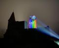 Bild: Christoph Ertl/exb
Das Landestheater Oberpfalz (LTO) lässt am Tag der Toleranz die Burg Leuchtenberg in Regenbogenfarben erstrahlen.