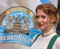 Bild: Peter Kneffel/dpa
Im Mai 2021 wurde Sarah Jäger steht zur Bayerischen Bierkönigin 2021/2022 gekrönt. Jäger war nach elf Jahren die erste Bierkönigin aus der Oberpfalz.