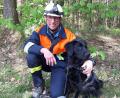 Bild: Kreisbrandinspektion Schwandorf
Manuel Eckert mit seiner Hündin Luna