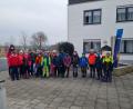 Bild: Grundschule Plößberg/exb
Die Mädchen und Buben der Klasse 3a der Grundschule Plößberg haben Briefe an die Bewohner des BRK-Seniorenheimes in Plößberg verfasst. Die Weihnachtspost wurde dann persönlich übergeben.