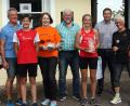 Bild: R. Kreuzer
Die besten Sportler Lukas Wiedemann (Dritter von links) und Lea Kreuzer (Vierte von rechts) ehren (von links) Paul Pöllmann, Klaus Meier, Annette Karl, Josef Zwickenpflug, Marcus Gradl, Hannelore Ott und Michael Brüchner.