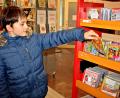 Bild: zer
Die guten alten CDs mit Kinderhörspielen sind in der Bücherei in Pirk gefragt wie eh und je.