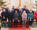 Bild: Maria Schlögl/exb 
Beim Neujahrsempfang der Pfarreiengemeinschaft Wernberg-Köblitz wurden treue Helfer geehrt. Sie alle sorgen dafür, dass das kirchliche Leben blüht.