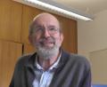 Bild: slu
Prof. Dr. Anthony Rowley ist einer der bekanntesten Dialektforscher in Bayern.