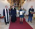 Bild: hai
Helga Seebauer (Zweite von rechts) geht nach 42 als Pfarrsekretärin in Wirbenz in den Ruhestand. Pfarrer Hartmut Klausfelder, Pfarrerin Kathrin Spies und Kirchenvorstand Werner Schlöger (von links) dankten ihr für ihre Treue und ihr Engagement.