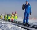Bild: eib
Ihre ersten Schwünge auf den Skiern meisterten die Teilnehmer am Anfängerkurs des Wintersportvereins Schönsee.