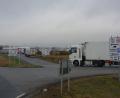 Bild: fjo
Die auf Gemeindekosten gebaute Ersatzstraße beim Binnenzollamt trotzt dem stark gewachsenen Lkw-Verkehr – doch es braucht Nachbesserungen.