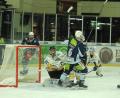 Archivbild: gb
Am 1. Februar ist das Nachholspiel der Blue Devils gegen den SC Riessersee angesetzt. Ob gespielt werden kann, ist noch nicht sicher, denn bei den Garmischern hat das Coronavirus zugeschlagen. Die beiden Spiele des SCR am Wochenende wurden abgesagt.