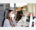 Archivbild: rti
Für das Gesundheitsamt ist die Kontaktnachverfolgung kaum noch zu stemmen. Die Behörde stellt deshalb auf einen digitalen Lösungsweg um. Hier ein Foto aus dem Gesundheitsamt vom Oktober 2020.