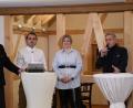 Bild: mez
Huberth Rosner vom CSA-Kreisverband hörte ebenso wie Moderator Lukas Zintl und JU-Kreisvorsitzende Sandra Dostler den Ausführungen von Landrat Roland Grillmeier zur Thematik der 10h-Regelung bei Windrädern zu, wie auch der Kemnather Bürgermeister Roman Schäffler (von links).