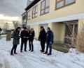 Bild: Eichl
Birgit Neumann (von links), Willy Stahl, Bettina Scharnagl, Christian Hopf, Walter Lugert sind entsetzt über den Verkauf des Bonhoeffer-Hauses in Flossenbürg.