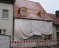 Bild: kgg
Eines der ältesten Wohnhäuser Waldsassens lässt die Stadt umfassend sanieren. In der Mühlbachgasse soll ein Gästehaus entstehen. Der Landkreis beteiligt sich mit einem Zuschuss.