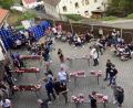 Archivbild: Armin Ertel/exb
Im Sommer 2020 nahm noch niemand an der Bierpong-Meisterschaft im Fuchsbeck-Hof Anstoß. Im Jahr darauf befürchtete die Stadt "Alkoholmissbrauch" und musste viel Kritik einstecken. Zur Zukunft des Turniers äußerst sich Bürgermeister Göth nur vorsichtig.