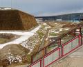 Bild: fpoz
Hier soll einmal die Trasse der Waldershofer Ortsumgehung verlaufen. Vor den eigentlichen Straßenbaumaßnahmen sind aber umfangreiche Arbeiten an Kanal- und Wasserleitungen notwendig.