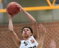 Archivbild: A. Schwarzmeier
Junge Spieler wie Jariah Oliver sprangen bei der DJK Neustadt für fehlende Leistungsträger in die Bresche. Neben acht Punkten holte das Nachwuchstalent auch 13 Rebounds.