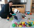 Bild: Winderl, Kristin [wrl]
Beim gemeinsamen Spiel: Pflegemama Jutta Dornbusch und Pflegekind Max.