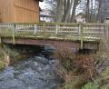 Bild: jr
Im Zuge des Ausbaus des Radwegs Iron-Curtain-Trail (ICT) soll auch die baufällige Brücke bei Maiersreuth (Bild) komplett erneuert werden.
