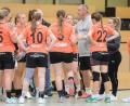 Archivbild: Andreas Brückmann
Endlich dürfen sie wieder spielen: Die Handballerinnen der HG Amberg von Trainer Roman Will (Vierter von rechts) haben am Samstagabend den HC Weiden zu Gast.