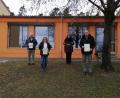 Bild: Josef Beer/exb
Unterzeichnen den Vertrag zur Kooperation von Grundschule Ebermannsdorf und Naturpark Hirschwald (von links): Markus Dollacker, Vorsitzender des Naturpark Hirschwald, Ulrike Erlbacher, Rektorin der Grundschule Ebermannsdorf, Isabel Lautenschlager, Geschäftsführerin des Naturparks Hirschwald, und Erich Meidinger, Bürgermeister der Gemeinde Ebermannsdorf.