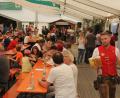 Archivbild: frd
Ob 2022 ein Festzelt in Oberviechtach aufgestellt wird, will der Stadtrat je nach Coronasituation im Sommer kurzfristig entscheiden. Die Aufnahme entstand im Jahr 2016 beim „Tag der offenen Tür“ in der Grenzlandkaserne. Heuer soll dort das Jubiläum „60+1 Jahre Garnison“ gefeiert werden.