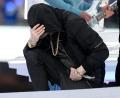 Bild: Chris O&#039;meara
Eminem kniete sich während der Halbzeit-Show beim Super-Bowl-Finale kurzzeitig hin. Foto: Chris O'meara/AP/dpa