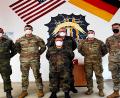 Bild: R. Kreuzer
v.l.: Stabsfeldwebel Huberth Rosner, Master Sergeant Justin Strohmann, Hauptgefreiter d. R. Martin Wittmann, Hauptfeldwebel d.R. Hartmut Schütze (vorne), Master Sergeant Cale Bixler, 1.Leutnant Louis Bethgen.