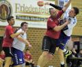 Bild: Gerhard Büttner
Die Handballer des HC Weiden (weiße Trikots) wollen in ihrem ersten Punktspiel in 2022 gegen den HC Tirschenreuth einen Sieg landen.