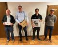 Bild: Kolpingsfamilie Waldershof/exb
Siegerehrung nach dem Preisschafkopf: Im Bild von links Zweitplatzierter Josef Burger, Sieger und Kolping-Vorsitzender Christian Kastner, Drittplatzierter Jonas Härtl, Organisator Maximilian Kastner.