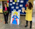 Bild: Grundschule Mähring/exb
Rektorin Edith Bracke (rechts) dankte Maria Singer für ihr engagiertes Wirken an der Grundschule Mähring.