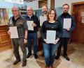 Bild: gz
Bereits seit 40 Jahren im Imkerverein ist Johann Bruckner (2. von links), 15 Jahre mit dabei sind Michael Häring, Eduard Forster, Manuela Witt und Matthias Grötsch (von links).