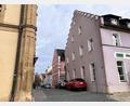 Bild: stg
Bilder wie diese von parkenden Autos soll es künftig in der Straße "Am Einlass" nicht mehr geben.