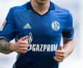 Archivbild: picture alliance / dpa
Der FC Schalke 04 wird nicht mehr mit dem Schriftzug des Hauptsponsors Gazprom auflaufen.