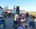 Bild: bk
Frauen helfen den Feuerwehrleuten beim Verladen der Hilfsgüter für ukrainische Flüchtlinge.