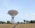 Bild: Janne Kieselbach/dpa
Ein Radioteleskop auf dem Gelände des Weltraumbahnhofs in Kourou.