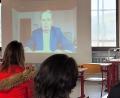 Bild: Andreas Fröhlich/exb 
Der Dialektologe Ludwig Zehetner hielt am Johann-Andreas-Schmeller-Gymnasium Nabburg per Live-Stream einen Vortrag über die bairische Sprache.