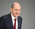 Bild: Bernd von Jutrczenka/dpa
Bundeskanzler Olaf Scholz während der Sondersitzung des Bundestags zum Krieg in der Ukraine.