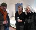 Bild: Kunz
Axel T Schulz (links) und Marthe Leithenmayr (rechts) haben sich mit kreativen Projekten während der Pandemie gut über Wasser gehalten. OKV-Chefin Irene Fritz (Mitte) weiß aber auch von Künstlerkollegen zu berichten, die ohne Zugriff auf ihre Rücklagen nicht über die Runden gekommen wären.