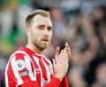 Bild: Aaron Chown/PA Wire/dpa
Feierte sein Comeback auf dem Fußballplatz: Christian Eriksen vom FC Brentford.