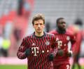 Bild: Tobias Hase/dpa
Bayerns Thomas Müller (M) steht gegen Bayer Leverkusen wieder zur Verfügung.