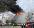 Bild: Hemmann/SDMG/dpa
Nur wenige Minuten vor dem Auftakt des verkaufsoffenen Sonntags ist in einem Möbelhaus in Bietigheim-Bissingen (Kreis Ludwigsburg) ein Brand ausgebrochen.