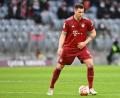 Bild: Tobias Hase/dpa/Archivbild
Münchens Niklas Süle spielt den Ball.