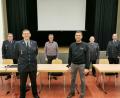 Bild: gz
Gratulationen an den neuen Kommandanten Georg Rauch und Stellvertreter Markus Lehner (vorne v.l.) kamen von Kreisbrandrat Marco Saller, Kreisbrandinspektor Martin Weig, Bürgermeister Reiner Gäbl und Kreisbrandmeister Thomas Kleber (hinten v.r.).