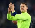 Bild: Swen Pförtner/dpa
Weiter nicht einsatzbereit: Bayerns Keeper Manuel Neuer.