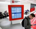 Bild: Pavel Golovkin/AP/dpa
Auch am Mittwoch bleibt die Börse in Moskau geschlossen.