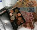 Bild: Jens Büttner/dpa-Zentralbild/dpa
Frauen erhielten mit durchschnittlich 19,12 Euro brutto pro Stunde 4,08 Euro weniger als Männer (23,20 Euro).