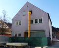 Bild: jp
Das alte Markl-Haus am Kastler Marktplatz wird kernsaniert. Sieben Mietwohnungen sollen hier entstehen.