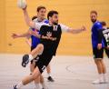 Bild: ham
Christian Schanderl beim Torabschluss: Gegen den ESV 1927 Regensburg hatten er und seine Teamkollegen am Ende aber keine Chance.