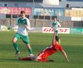 Archivbild: Gebert
Mit dem Heimspiel gegen die SG Quelle Fürth startet der SV Mitterteich am Samstag in die Abstiegsrunde der Landesliga Nordost. Rückkehrer Marco Kießling (grünes Trikot) ist nach überstandener Verletzung wieder einsatzbereit.